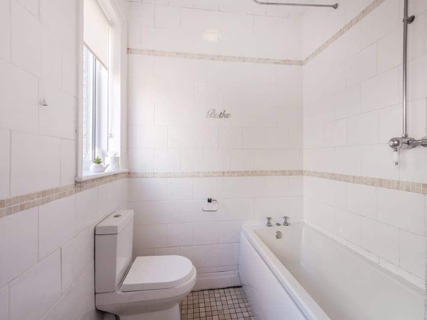 Bathroom | Holbeck House, Scarborough