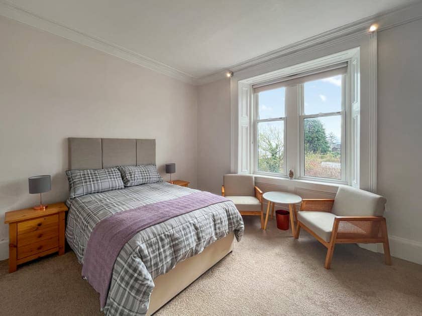 Double bedroom | Glenfyne Apartment - Seaside House, Ardrishaig, near Lochgilphead