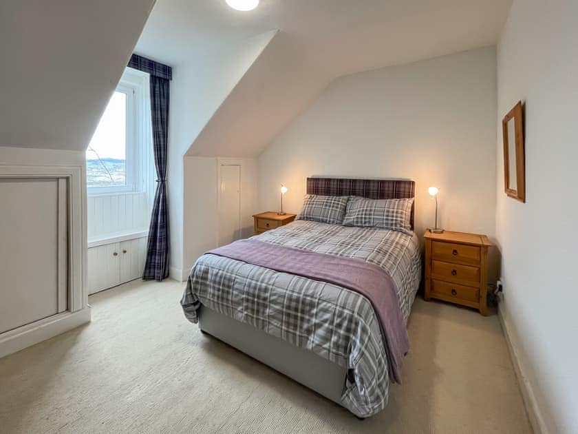 Double bedroom | Glengilp Apartment - Seaside House, Ardrishaig, near Lochgilphead