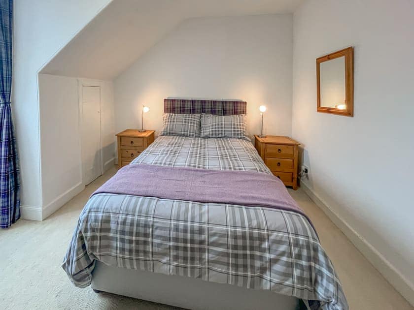 Double bedroom | Glengilp Apartment - Seaside House, Ardrishaig, near Lochgilphead