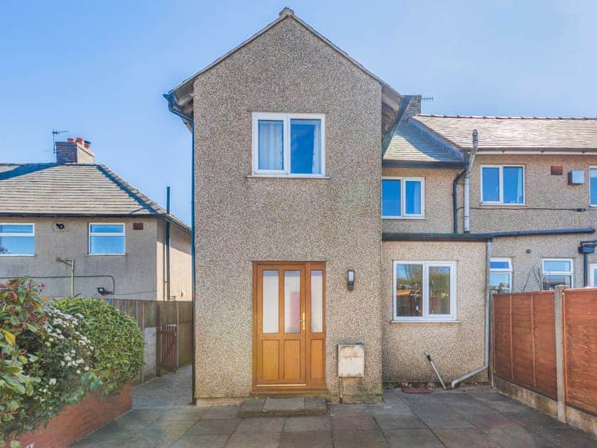 Exterior | Meadow View, Peak Dale, near Buxton