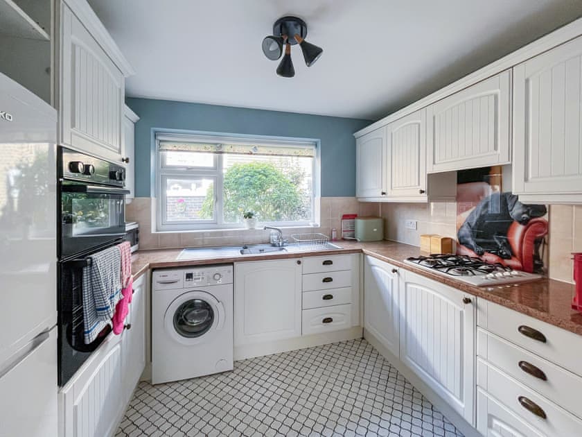 Kitchen | Broomhurst Court, Dorking