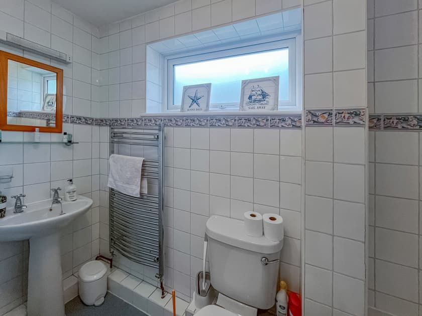 Bathroom | Broomhurst Court, Dorking