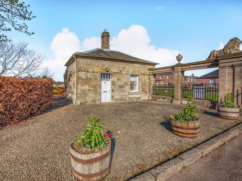 Exterior | South Lodge - Paxton House, Berwick-Upon-Tweed