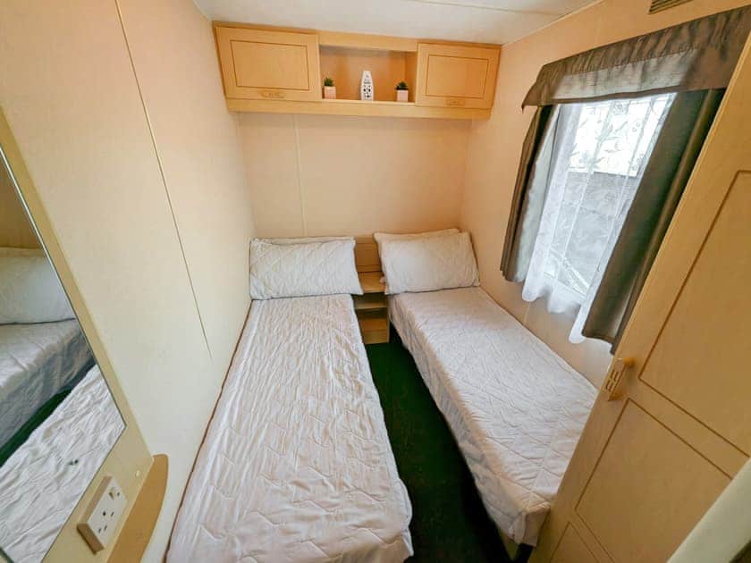 Twin bedroom | Star Lodge, Rhyl