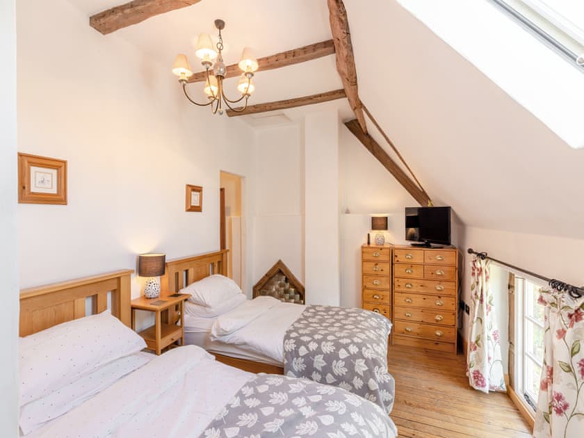 Twin bedroom | Frog Mill Barn, Bridgnorth and Ironbridge