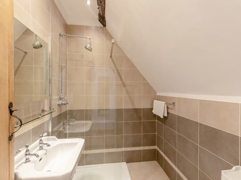 Bathroom | Frog Mill Barn, Bridgnorth and Ironbridge