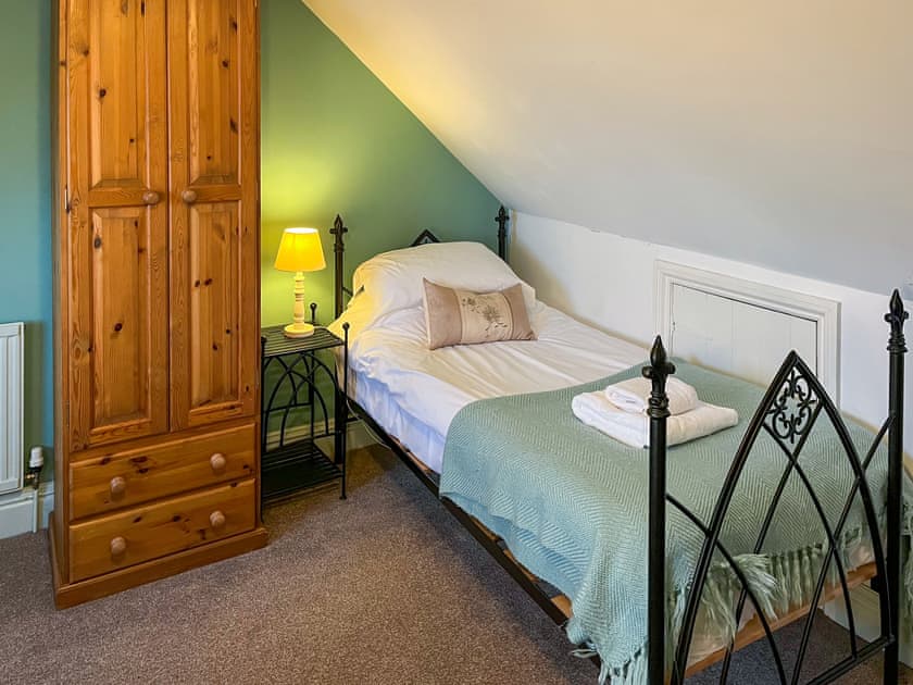 Single bedroom | Sheen Cottage, Fylingthorpe, near Robin Hood’s Bay