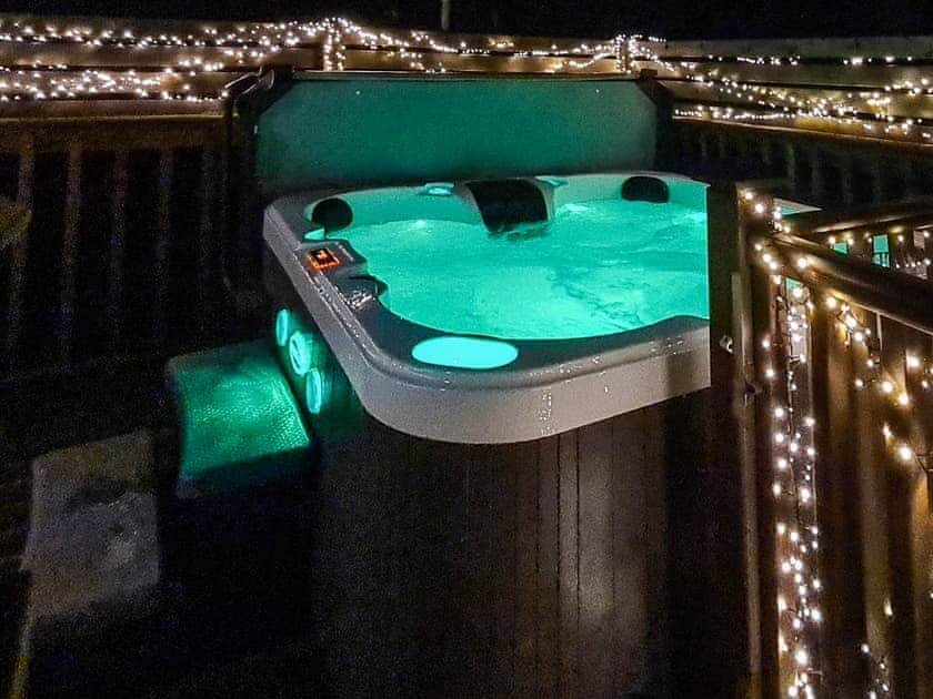 Jacuzzi | Bielby Lodge, Troutbeck Bridge, near Windermere