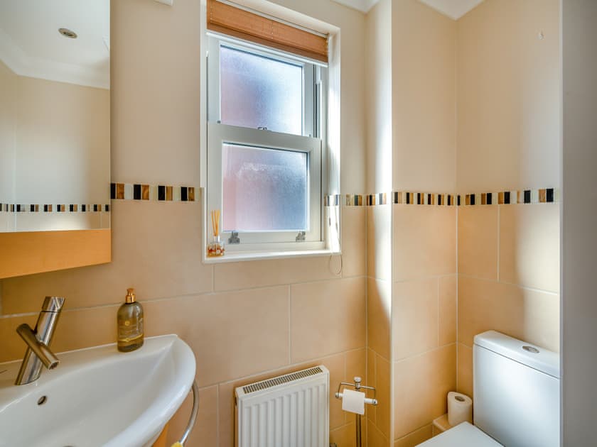 Bathroom | Seven Seas, Broadstairs