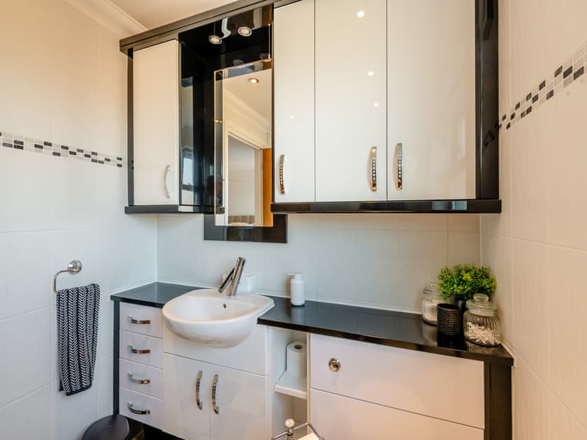 Bathroom | Seven Seas, Broadstairs