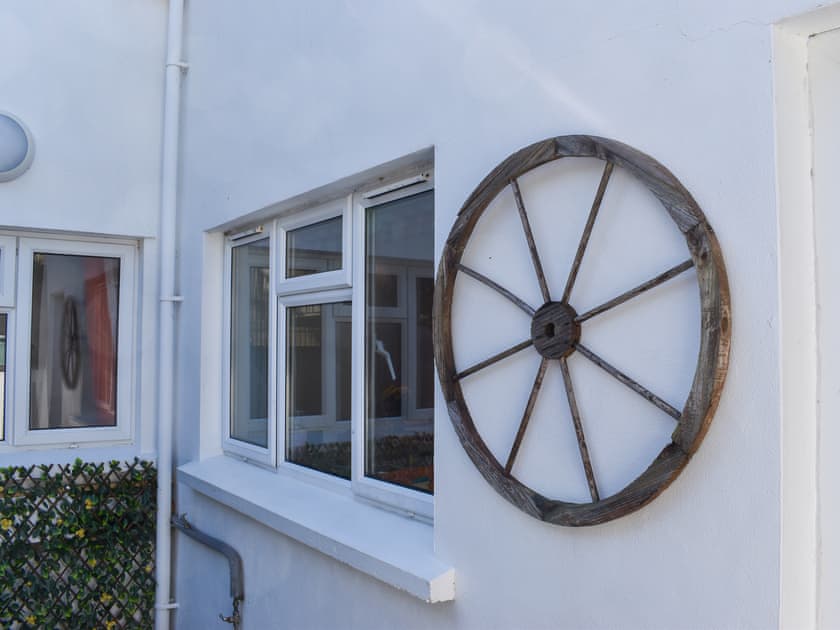 Outdoor | Barnhayes, Hartland