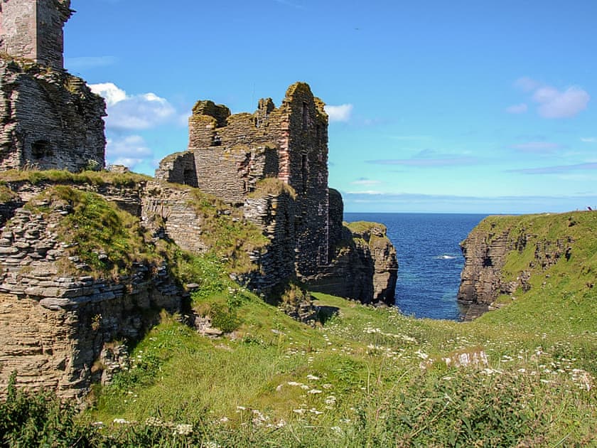Surrounding area | Seaview Cottage, Wick