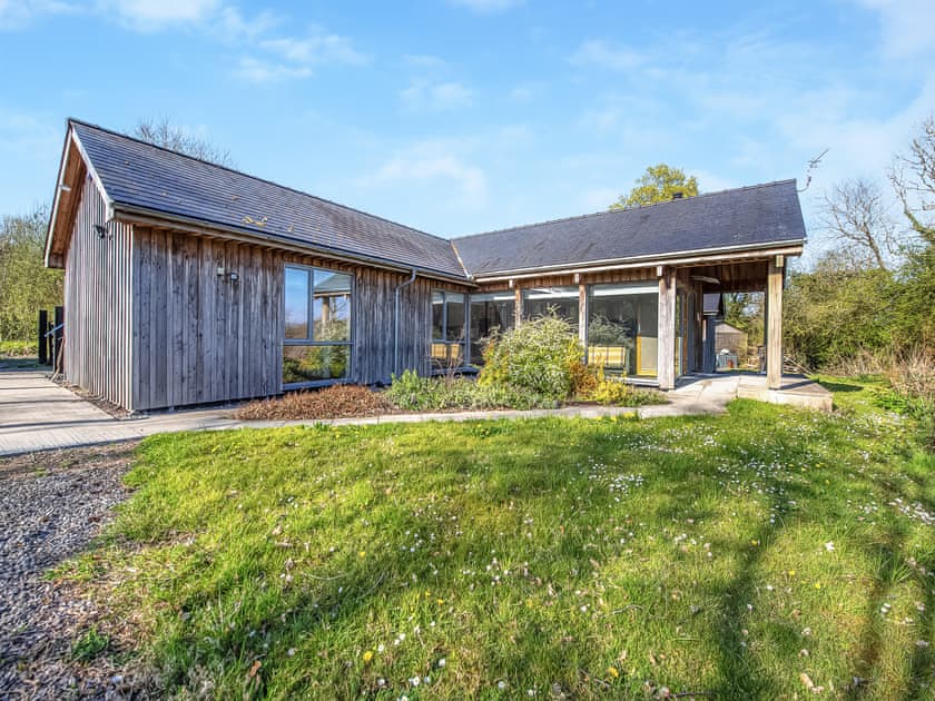 Exterior | Pyllaubach, Llandeilo
