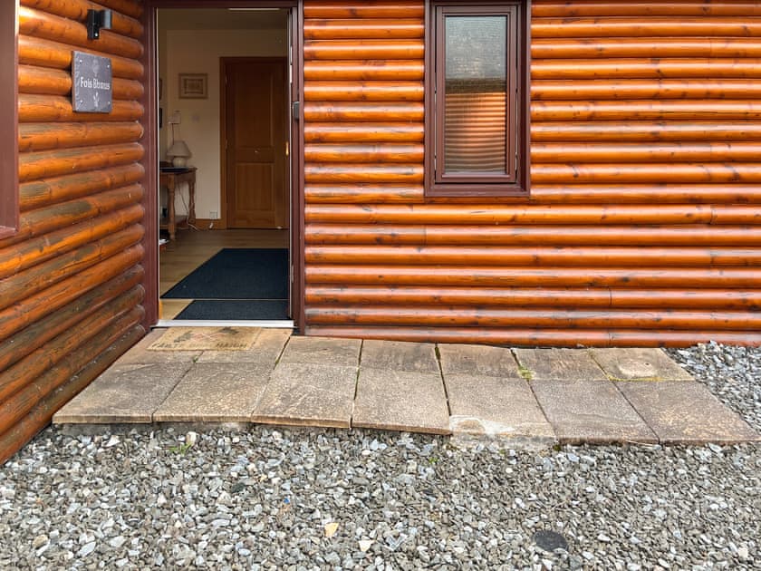 Exterior | Fois Bhrus, Glengoulandie