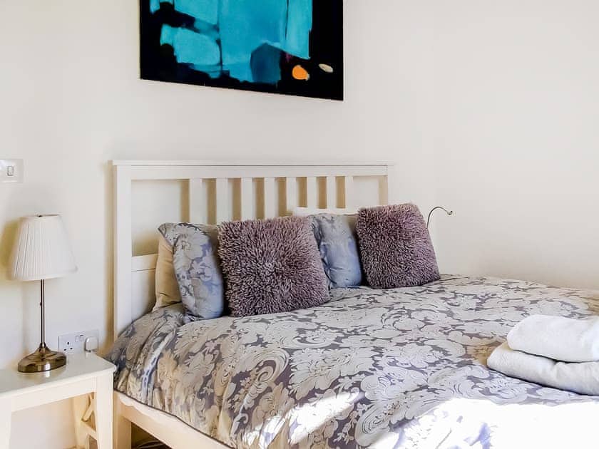 Main king size bedroom | Mill Reach, Yarmouth