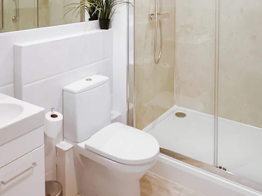 Upstairs shower room with WC | Mill Reach, Yarmouth
