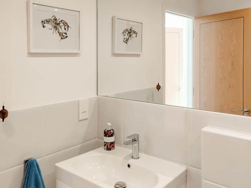 Upstairs shower room with WC | Mill Reach, Yarmouth