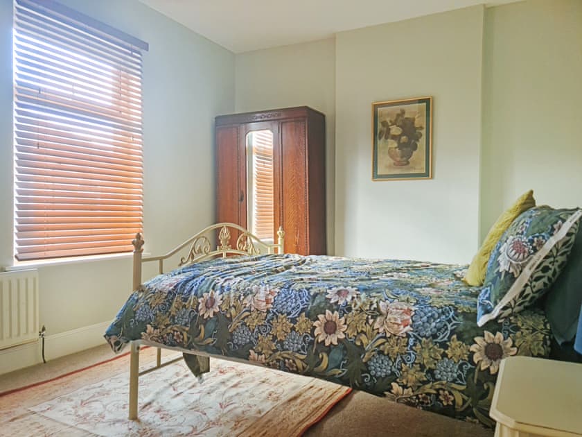Double bedroom | Salop Cottage, Penarth