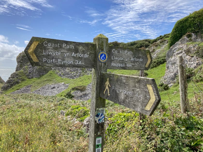 The coastal path  | Bungalow Highfields, Port Eynon
