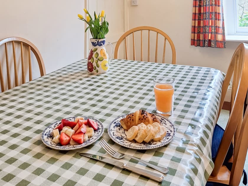 Dining room | Carreg yr Eos, Fishguard