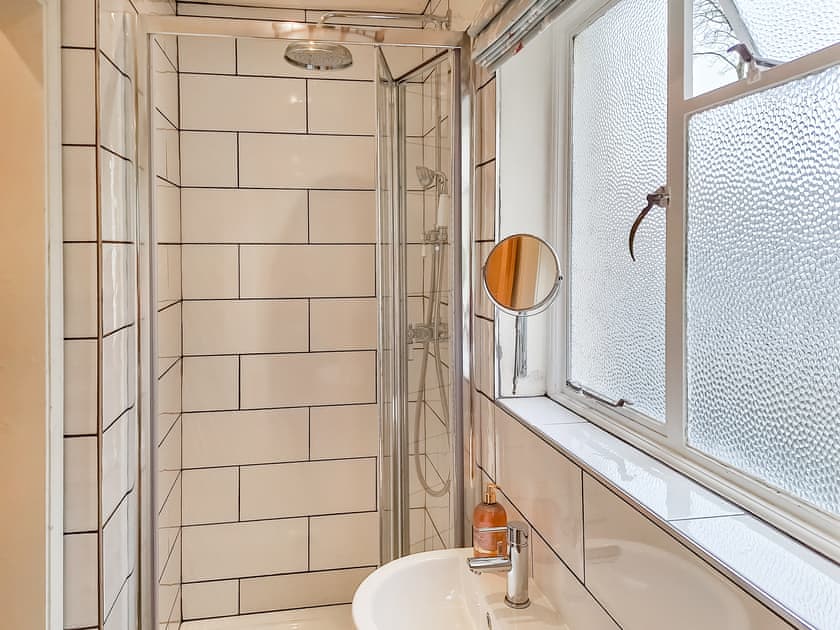 Shower room | Carreg yr Eos, Fishguard