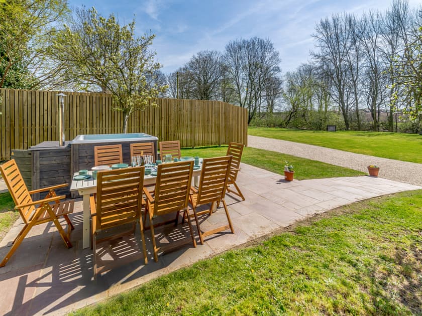 Sitting-out-area | Monkroyd House, Featherstone, near Wakefield