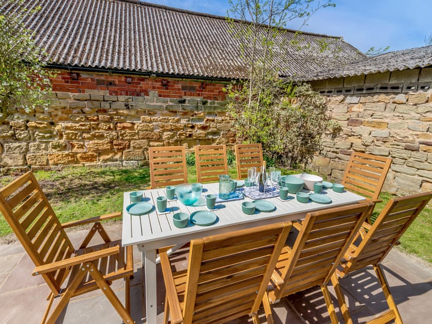 Sitting-out-area | Monkroyd House, Featherstone, near Wakefield