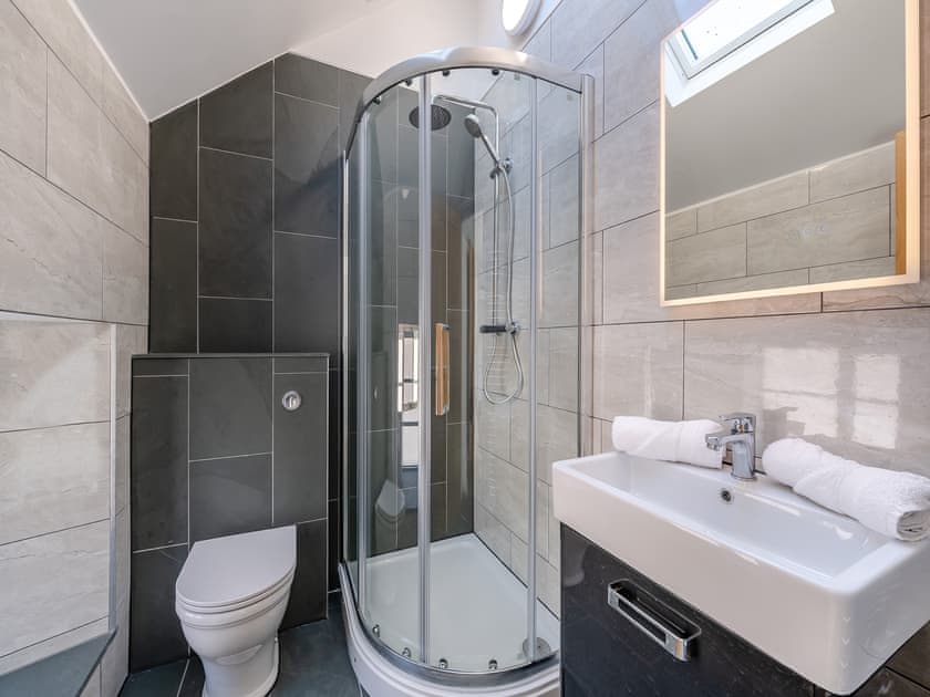 Bathroom | The Stables - Devon Farm Holidays, Crediton