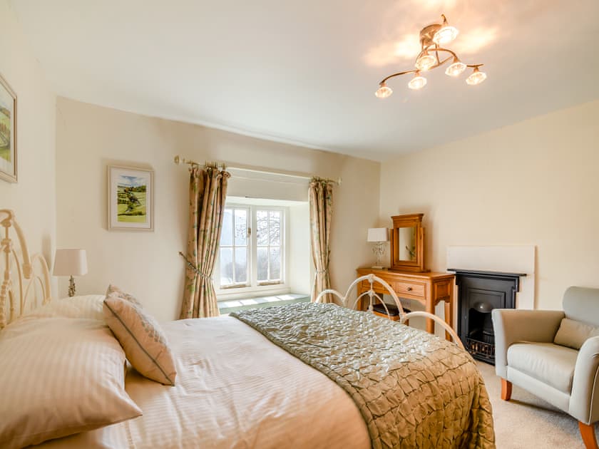 Double bedroom | Manor House Farm - Country Cottage Holidays, Troutsdale near Scarborough