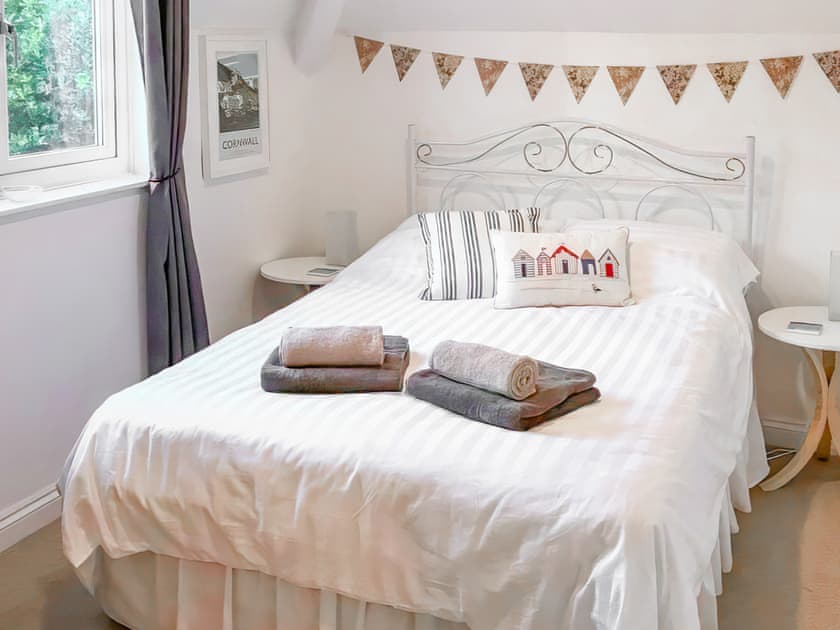 Double bedroom | Flat 3, Port Isaac