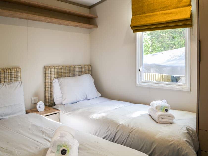 Twin bedroom | The Stonewood Lodge - Wilberfoss Holiday Park, Wilberfoss, near York