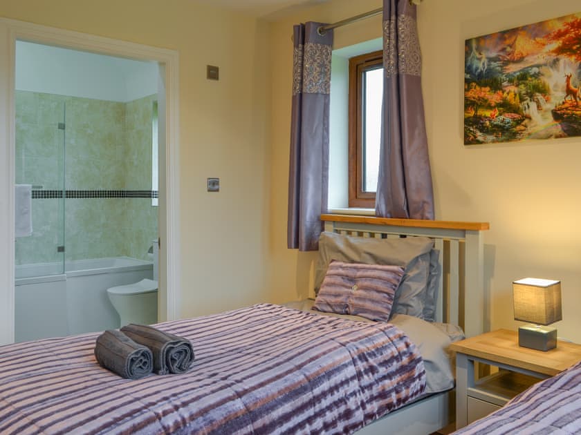 Twin bedroom | Hawthorne 19, Fitling