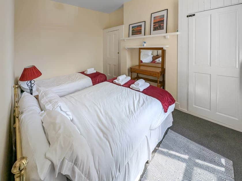 Twin bedroom | Viking Bay Apartment, Broadstairs