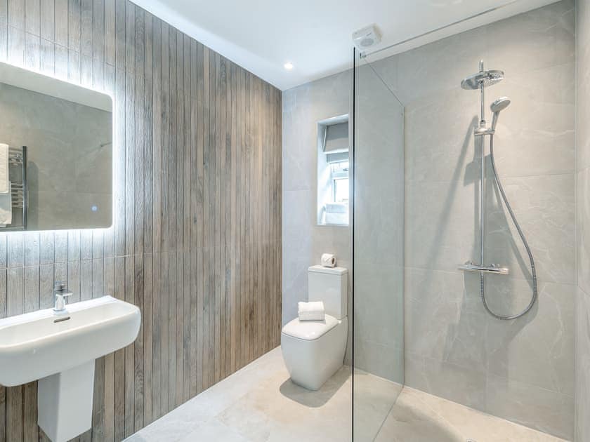 Bathroom | Meadow View - Cunliffe Moss Farm, Mellor