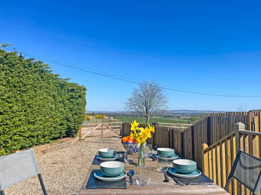 Sitting-out-area | The Garden Pod, Brechin