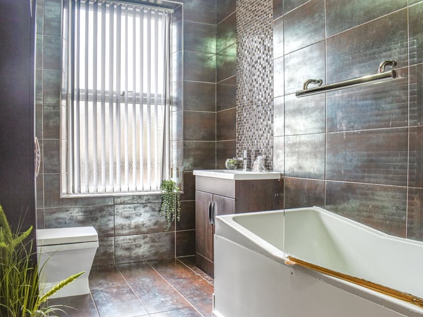 Bathroom | Southgate House, Elland