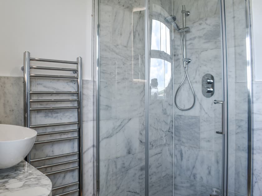 Bathroom | Miramar, Cornwall