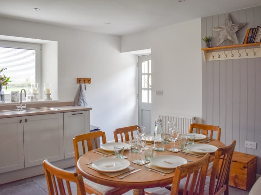 Kitchen/diner | Tosside Fold Cottage, Tosside
