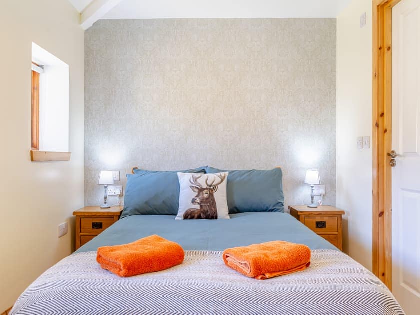 Open plan living space | Beinn Uidhe Studio Apartment - Inchnadamph Lodge Properties, Inchnadamph