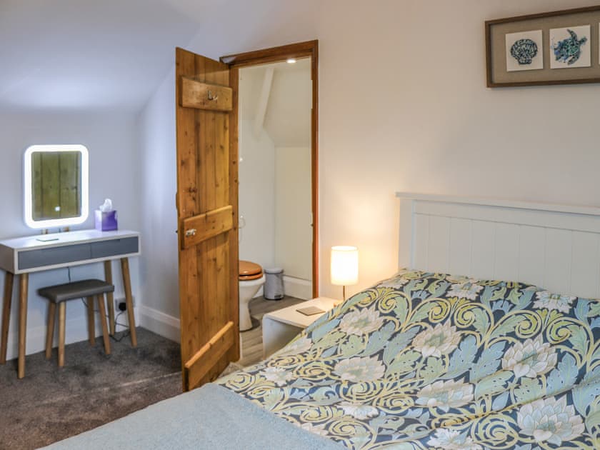 Double bedroom | Fron Deg, Tudweiliog