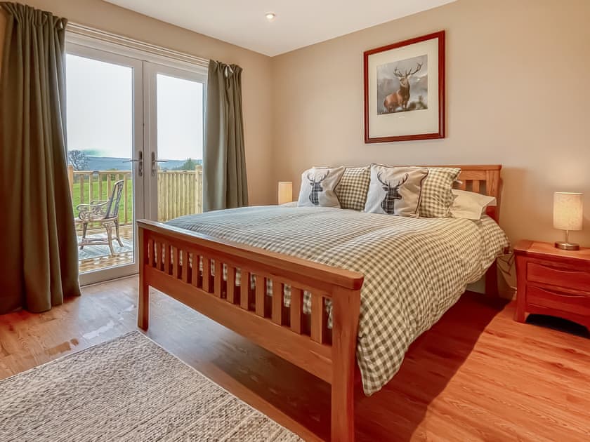 Double bedroom | Ardvenhor, Trossachs and The Loch Lomond National Park