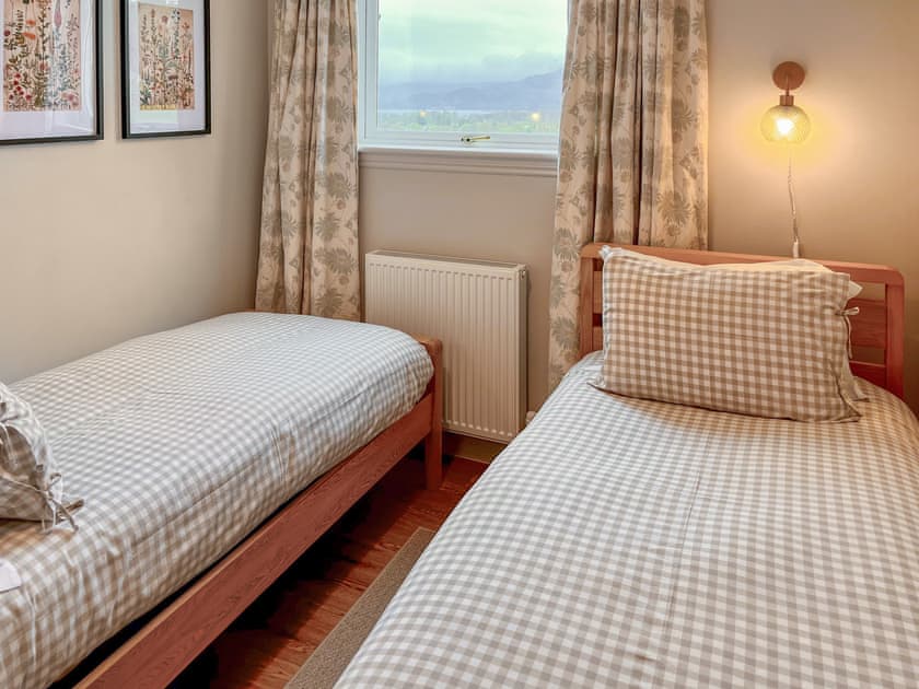 Twin bedroom | Ardvenhor, Trossachs and The Loch Lomond National Park