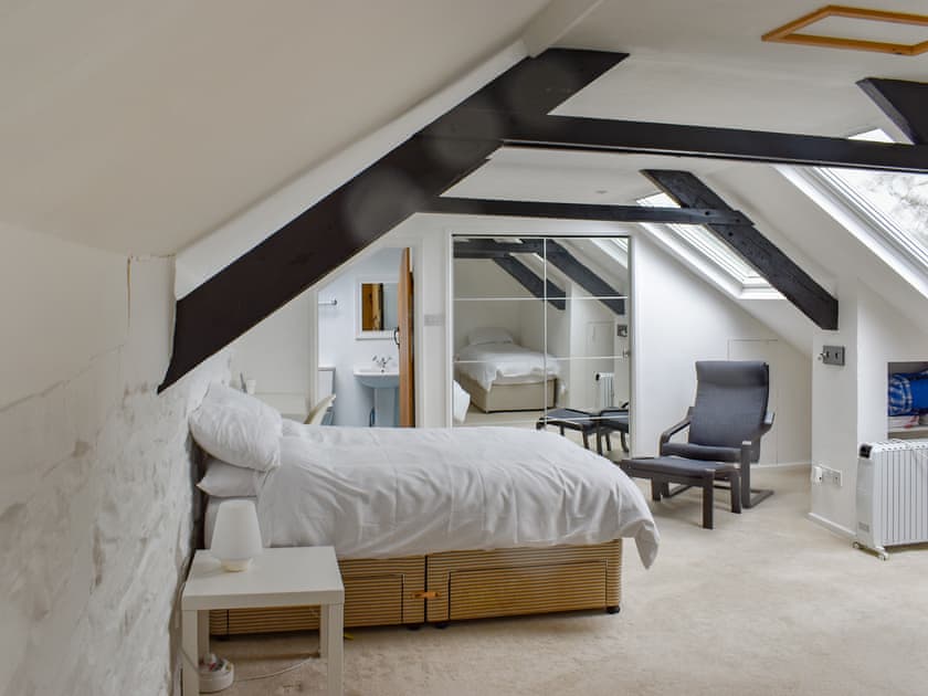 Double bed - Bedroom | The Coach House - Sprytown Cottages, Lifton