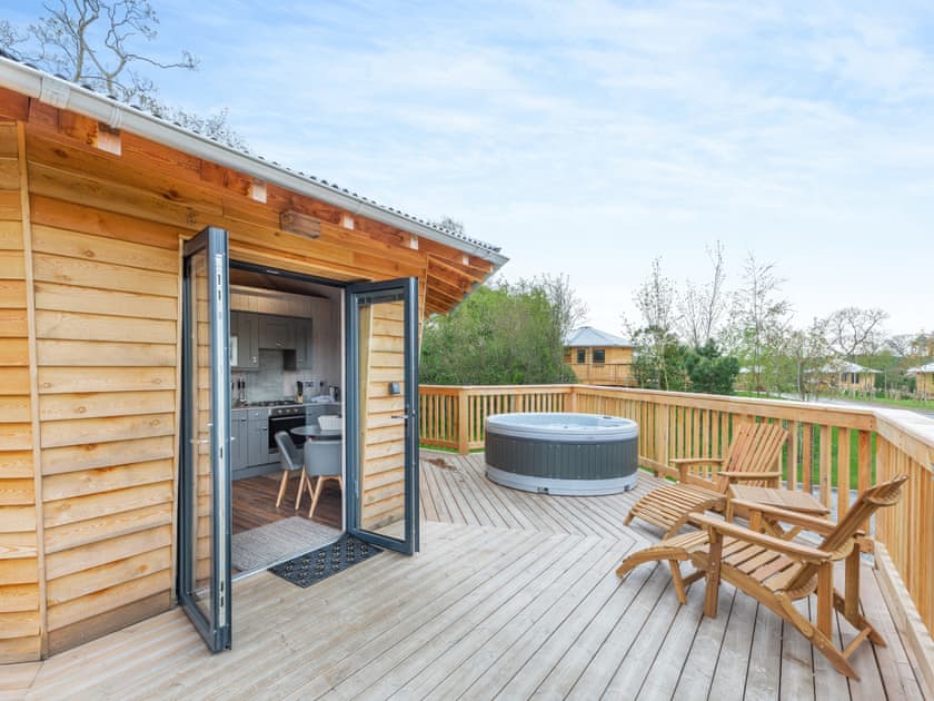 Outdoor area | The Firs (Pet), Oswestry