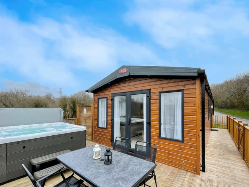 Exterior | Superior Holiday Home Hot Tub 4, Chudleigh, Newton Abbot