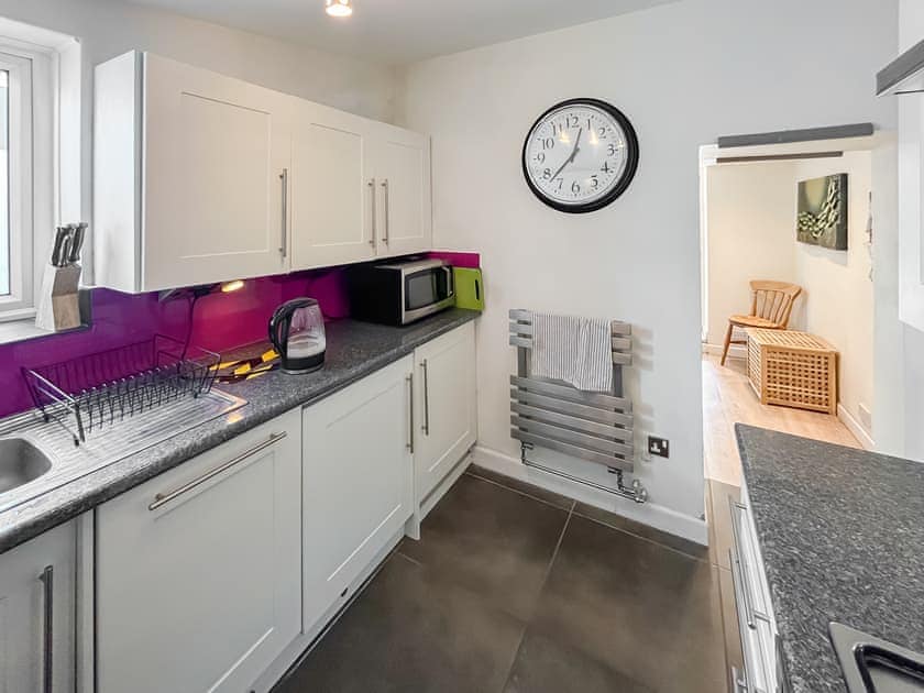 Kitchen | Nemo’s Lodge, Portland