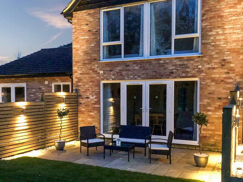 Exterior | Fishermans Den - Everglades Caravan Park and Lodges, Denver, King’s Lynn