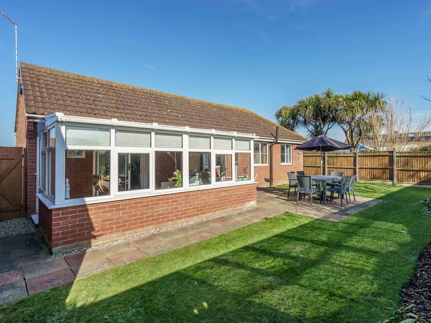 Exterior | Stone’s Throw, Bacton
