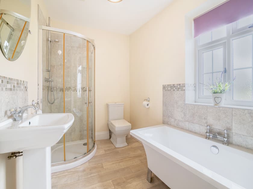 Bathroom | Court House, Hay-on-Wye